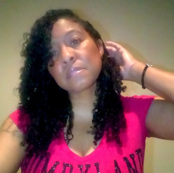 Meet your Posher, Kimberly - Picture 1 of 1